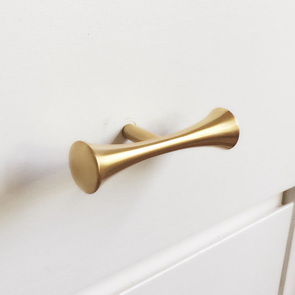 polished modern cabinet pulls