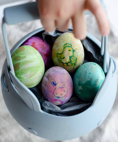 Die Easter Eggs with Watercolours and Stamps