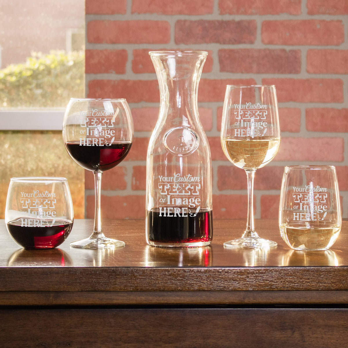 engraved wine glasses