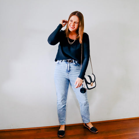 Five Ways to Style Mum Jeans – Avarcas Australia