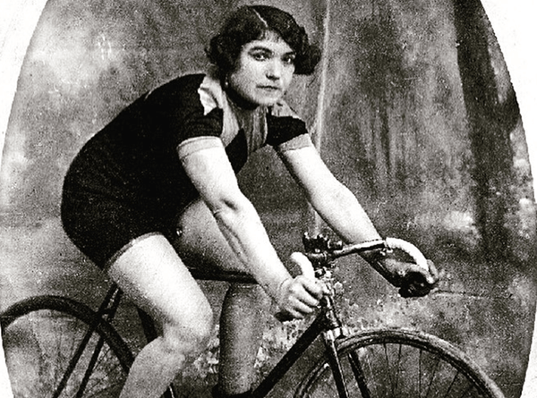 rogerbriz-woman-and-cycling-2