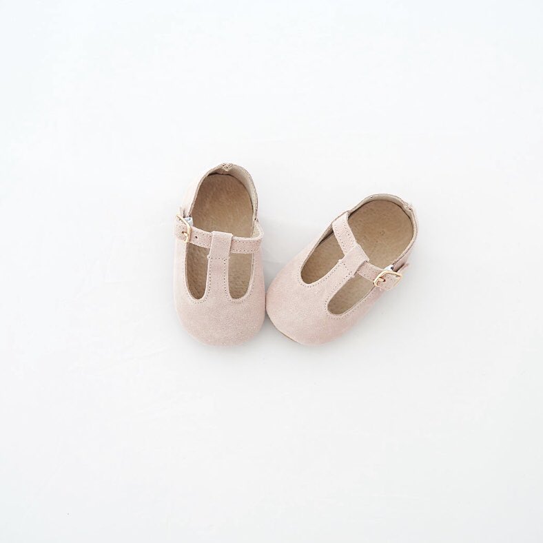Quality_baby_shoes_for_children,_toddlers_and_babies._Soft_soles,_natural_leather _796_width=200x200