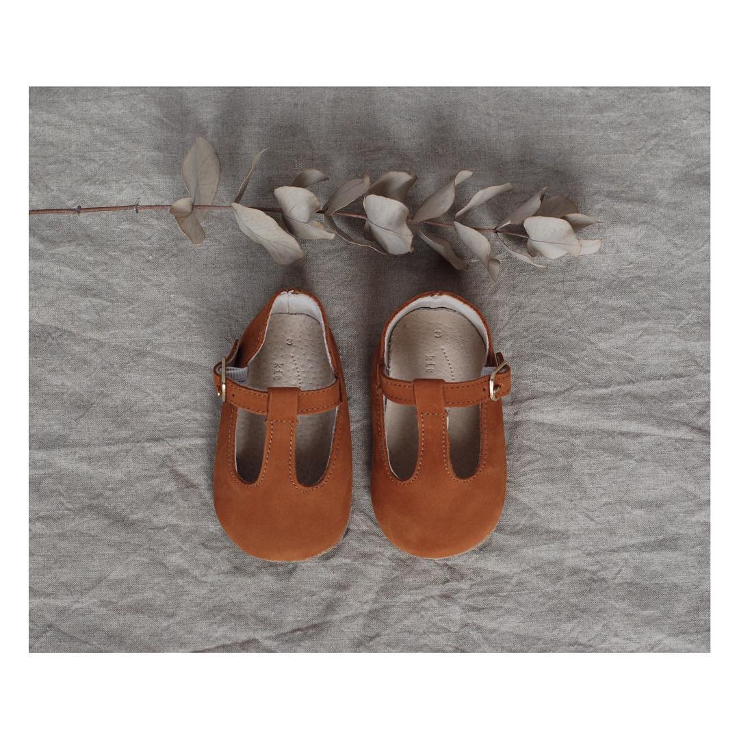 Quality_baby_shoes_for_children,_toddlers_and_babies._Soft_soles,_natural_leather _2328_width=200x200