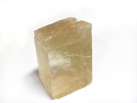transparaent citrine cube
