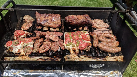 full grill of asado and other cuts