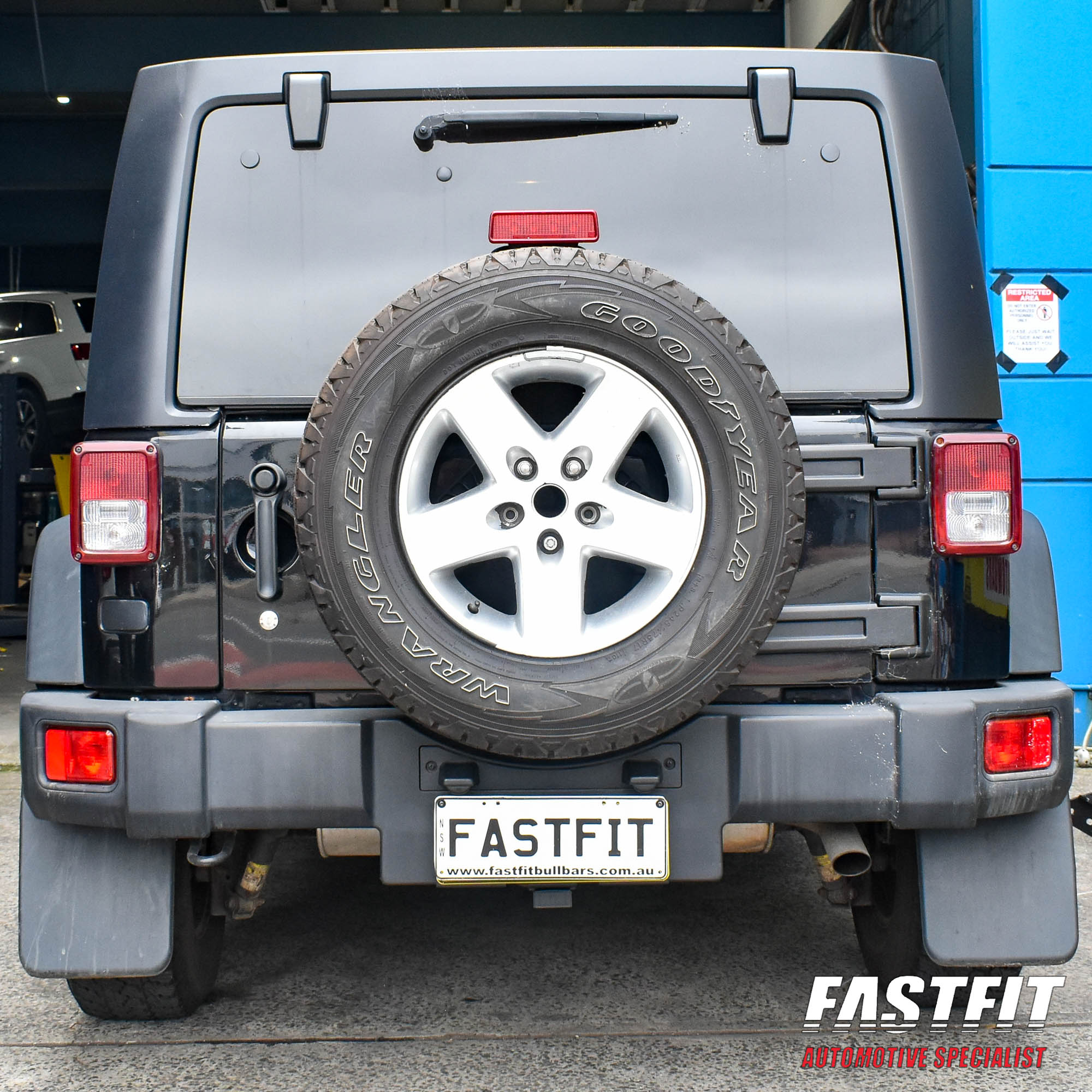 Hayman Reese Heavy Duty Towbar to suit JEEP Wrangler SPORT 03/2007-04/ |  Fastfit Bullbars and Towbars