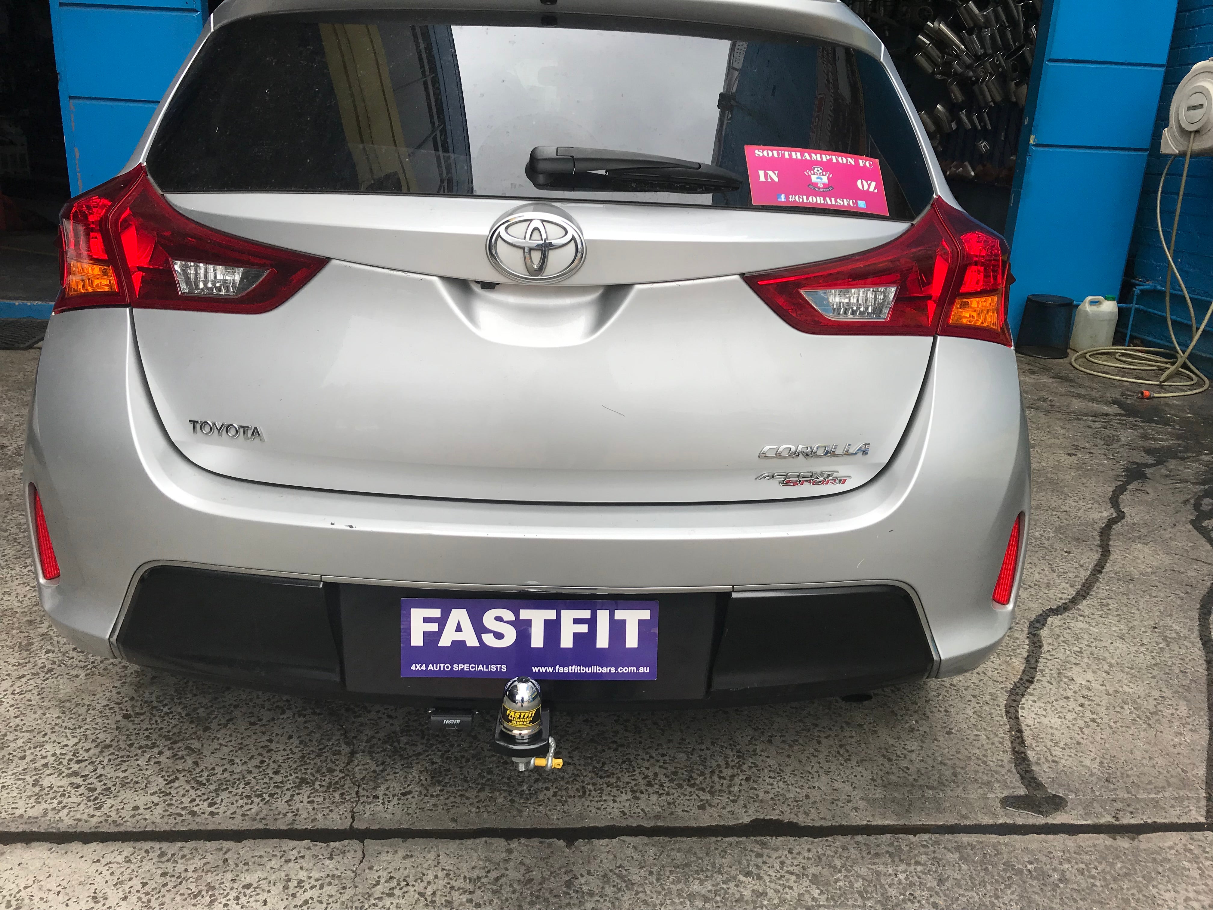 corolla towbar