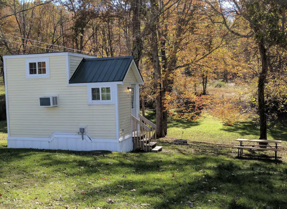 11 Tiny Houses in West Virginia You Can Rent on Airbnb in 2020!