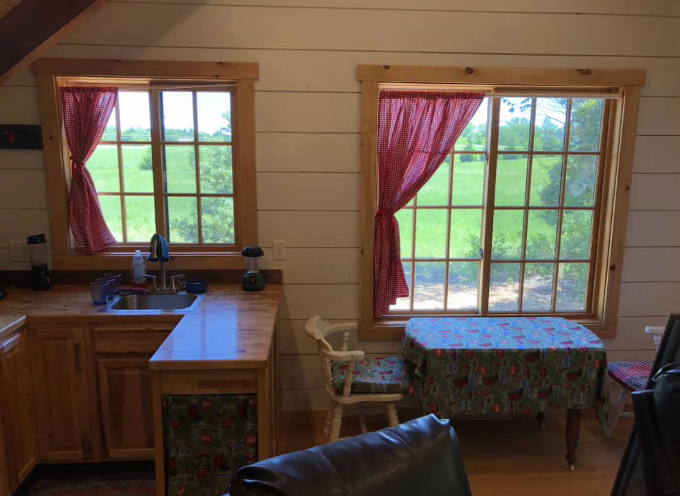 12 Tiny Houses in Wisconsin You Can Rent on Airbnb in 2020!