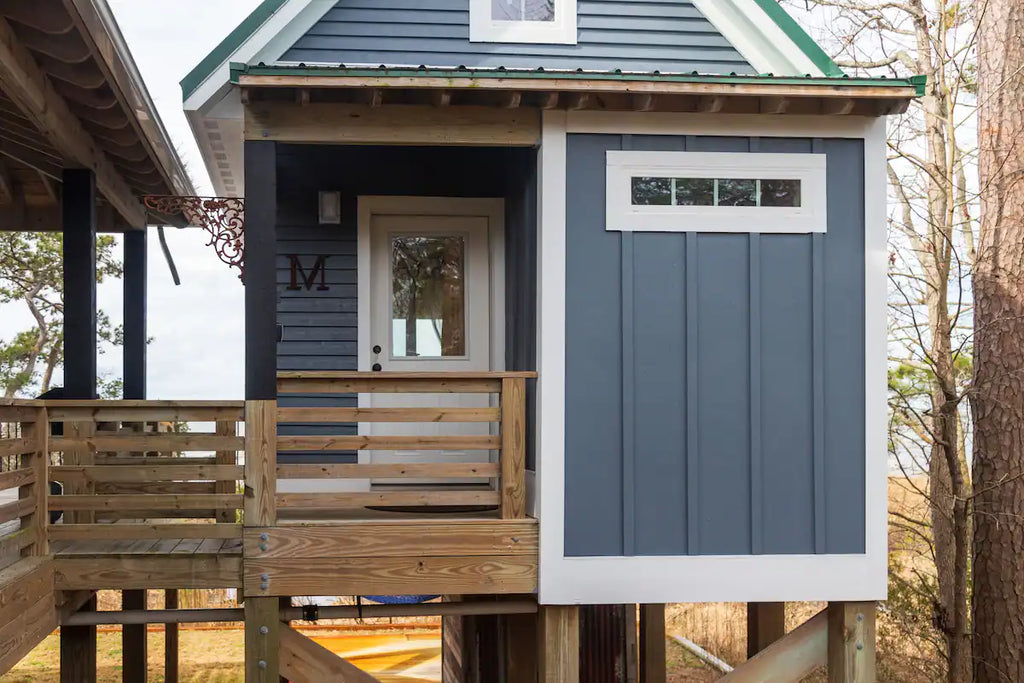 26 Tiny Houses in North Carolina For Rent on Airbnb & Vrbo!