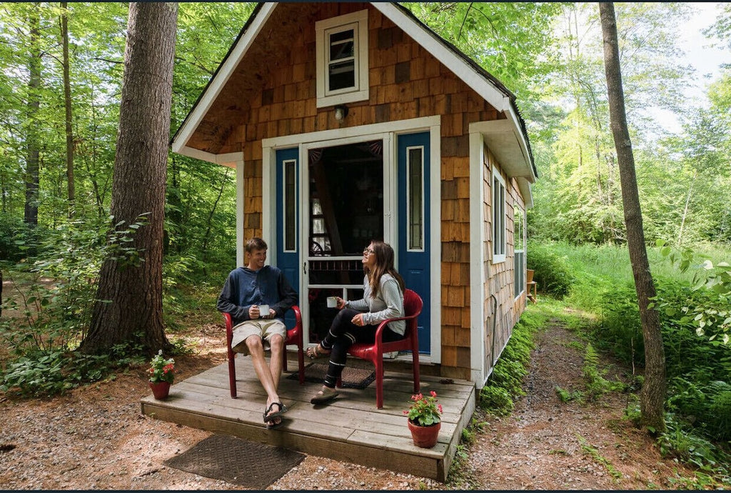 20 Tiny Houses in Minnesota For Rent on Airbnb & VRBO!