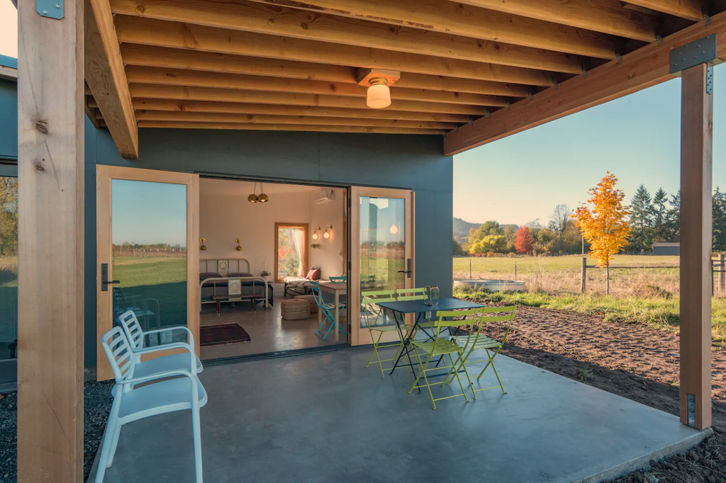 300-sqft Foundation ADU Tiny House in Portland, Oregon on Airbnb