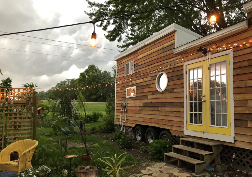 12 Tiny Houses in Wisconsin You Can Rent on Airbnb in 2020!
