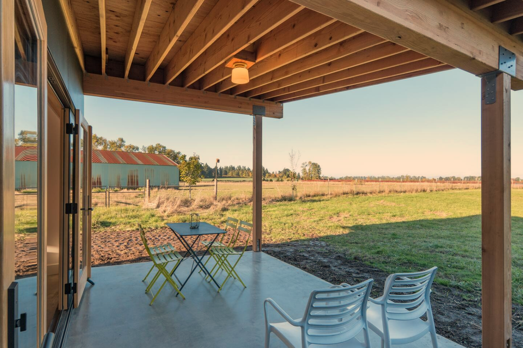 300-sqft Foundation ADU Tiny House in Portland, Oregon on Airbnb