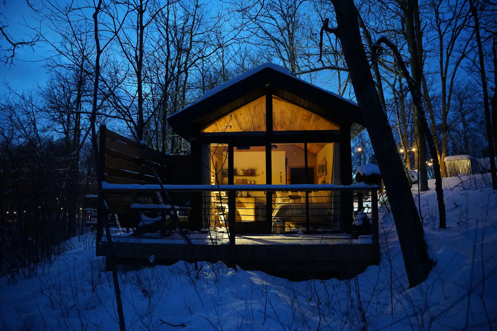 20 Tiny Houses in Minnesota For Rent on Airbnb & VRBO!