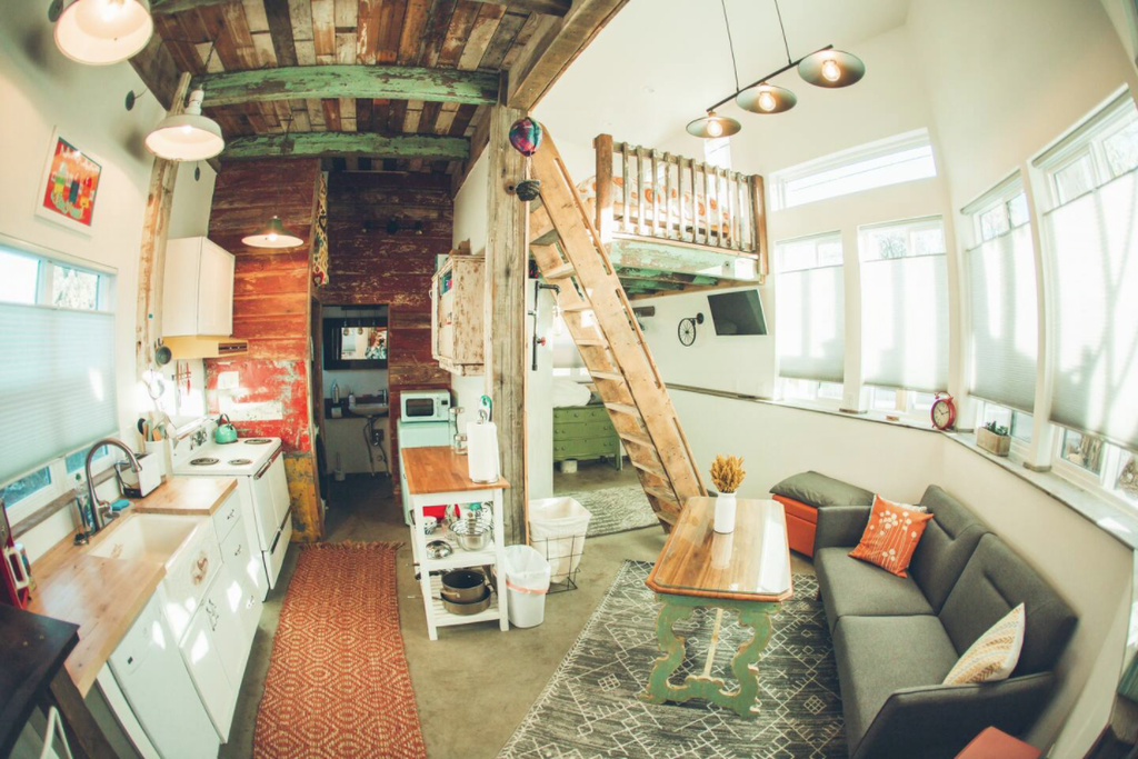 20 Tiny Houses in Montana You Can Rent on Airbnb in 2020!