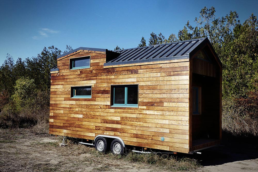 Simple 200-sqft “Caracole” Tiny House by French Builder Escampette