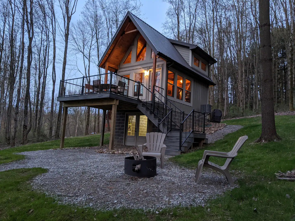 20 Tiny Houses in Ohio For Rent on Airbnb & VRBO!