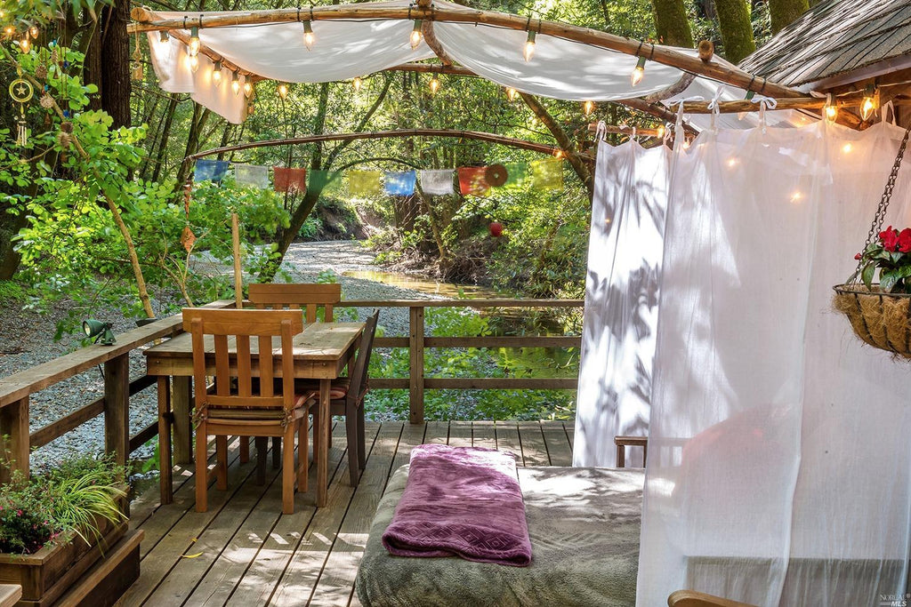 Tiny Redwood Cabin and Treehouse with Zip lines in Monte Rio, California