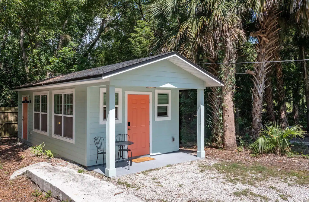 25 Tiny Houses in Florida For Rent on Airbnb & VRBO!