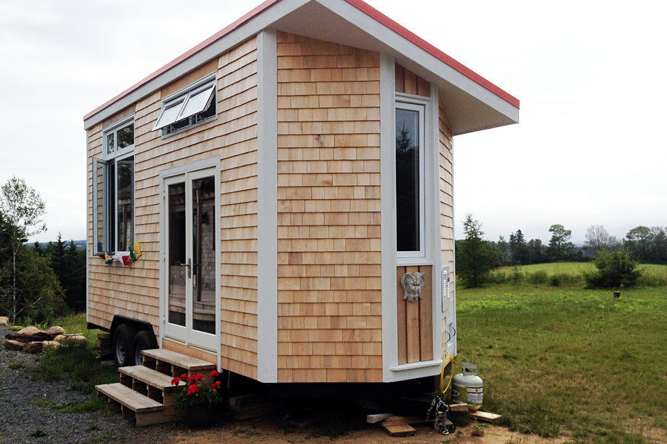 20’ “Harmony House” Tiny House on Wheels by Full Moon Tiny Shelters