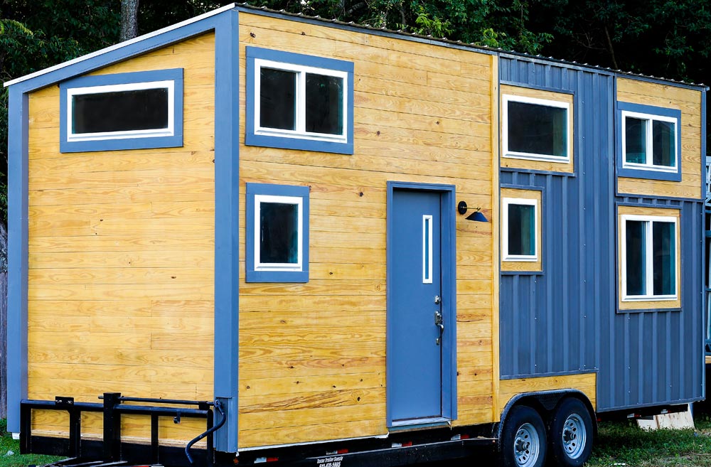 26' Chuy Tiny House on Wheels by ATX Tiny Casas