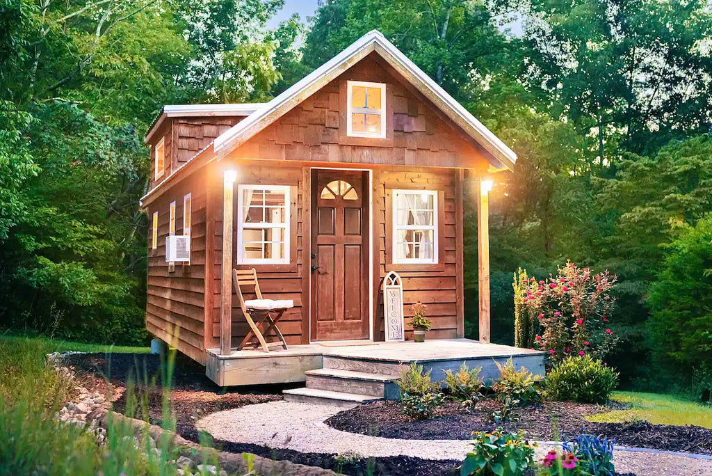 25 Tiny Houses For Rent in Tennessee on Airbnb & VRBO!