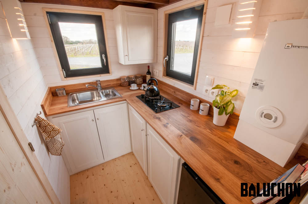 The Beautiful 20’ “Utopia” Tiny Home by Tiny House Baluchon