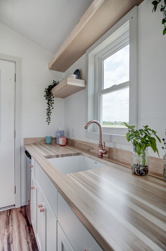 The “Nugget”—An Adorable 100-sqft Tiny House by Modern Tiny Living