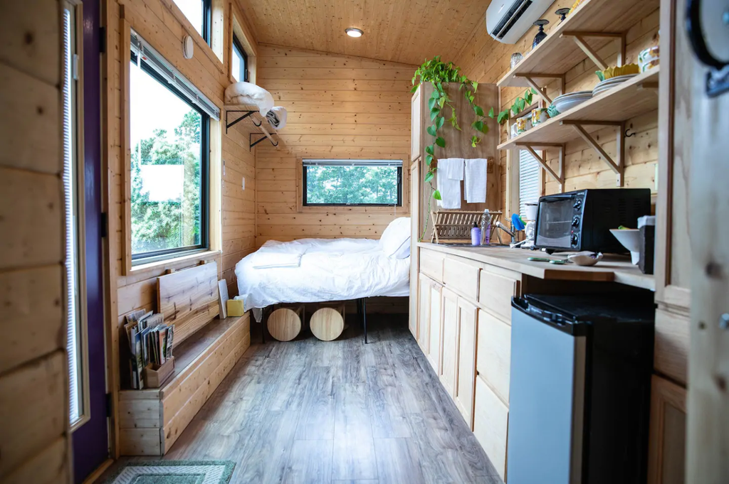 26 Tiny  Houses  in North Carolina You Can Rent on Airbnb  in 