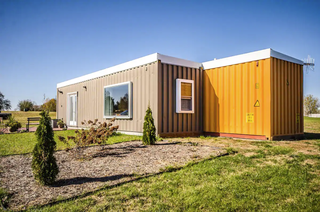 12 Tiny Houses in Wisconsin You Can Rent on Airbnb in 2020!