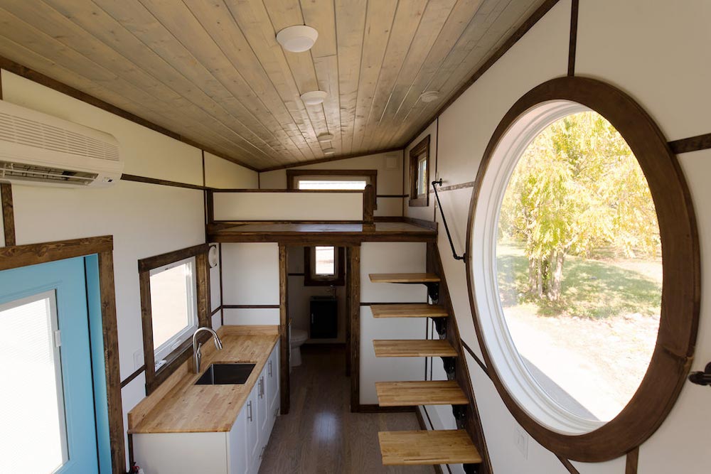 20’ Gooseneck “View” Tiny Home on Wheels by Tiny House Chattanooga