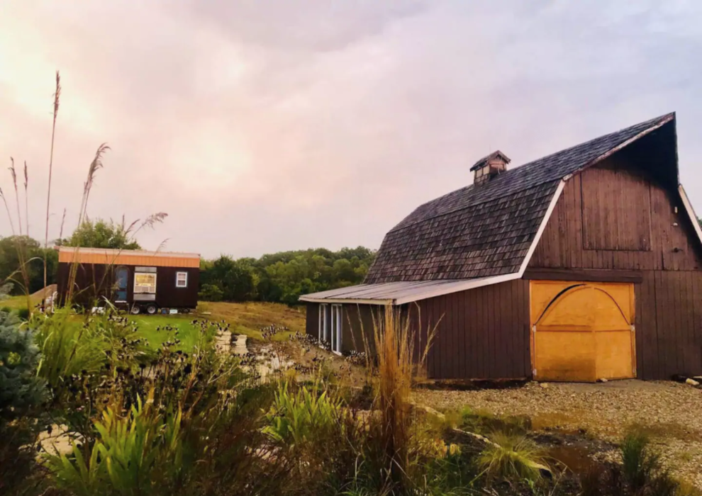 7 Tiny Houses in Kansas You Can Rent on Airbnb in 2020!