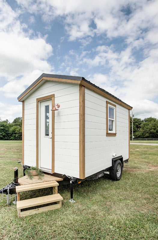 The “Nugget”—An Adorable 100-sqft Tiny House by Modern Tiny Living