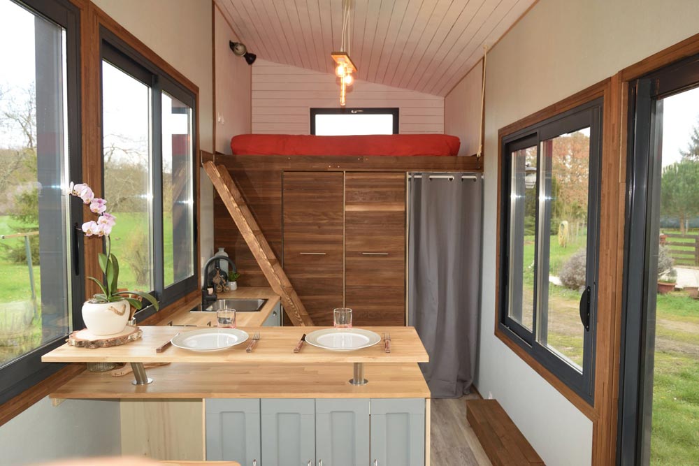 6m “Tiny House Lumen” on Wheels by Tiny House Lumen