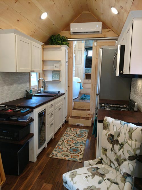 "Luxury 40" Gooseneck Tiny House on Wheels by Hummingbird Tiny Housing