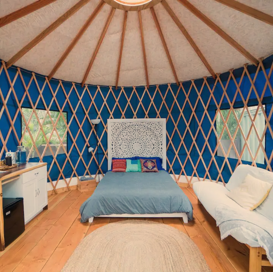 15 Tiny Houses in Hawaii You Can Rent on Airbnb in 2020!