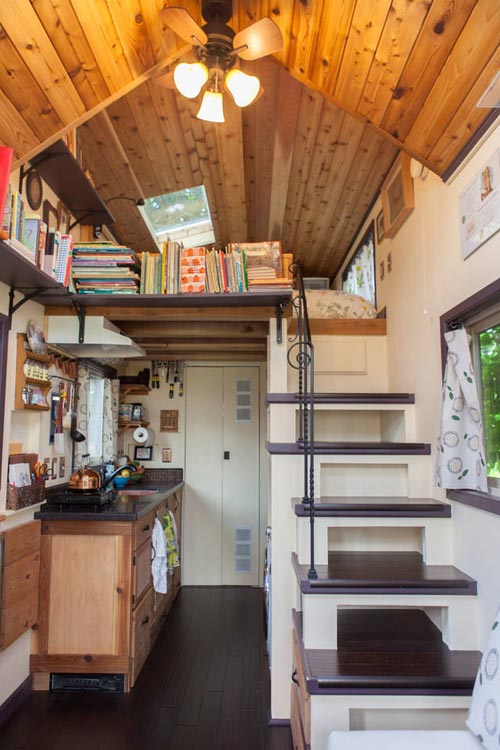 20’ “Maiden Mansion” Tiny House on Wheels by Pocket Mansions