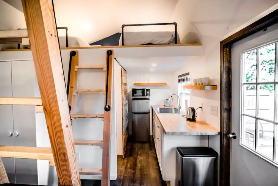 25 Tiny Houses in Tennessee You Can Rent on Airbnb in 2020!
