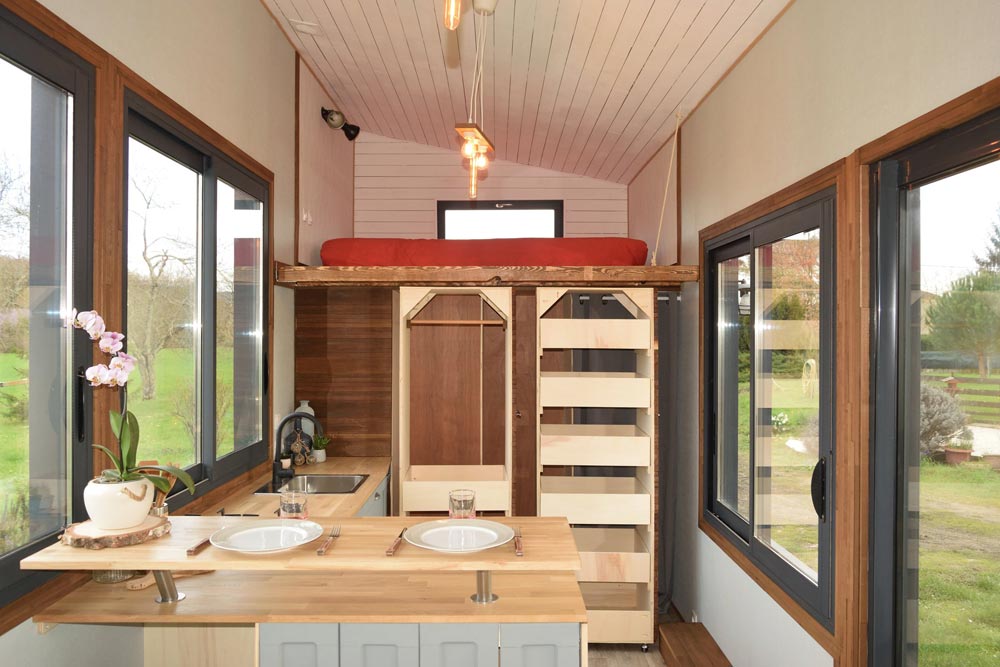 6m “Tiny House Lumen” on Wheels by Tiny House Lumen