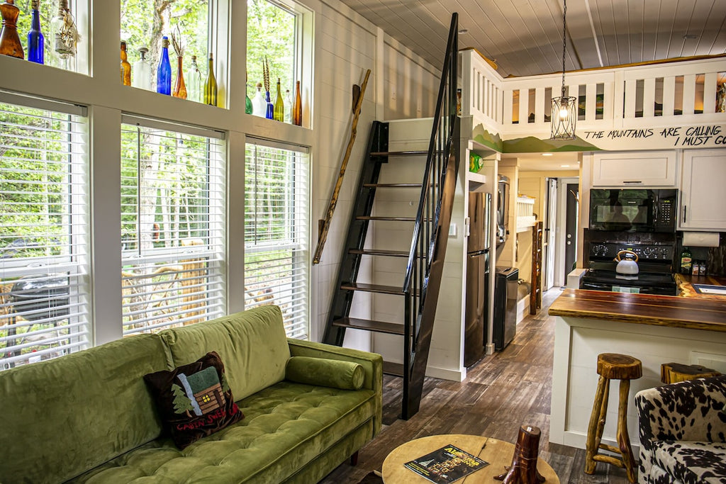 20 Tiny Houses in Alabama For Rent on Airbnb & VRBO!