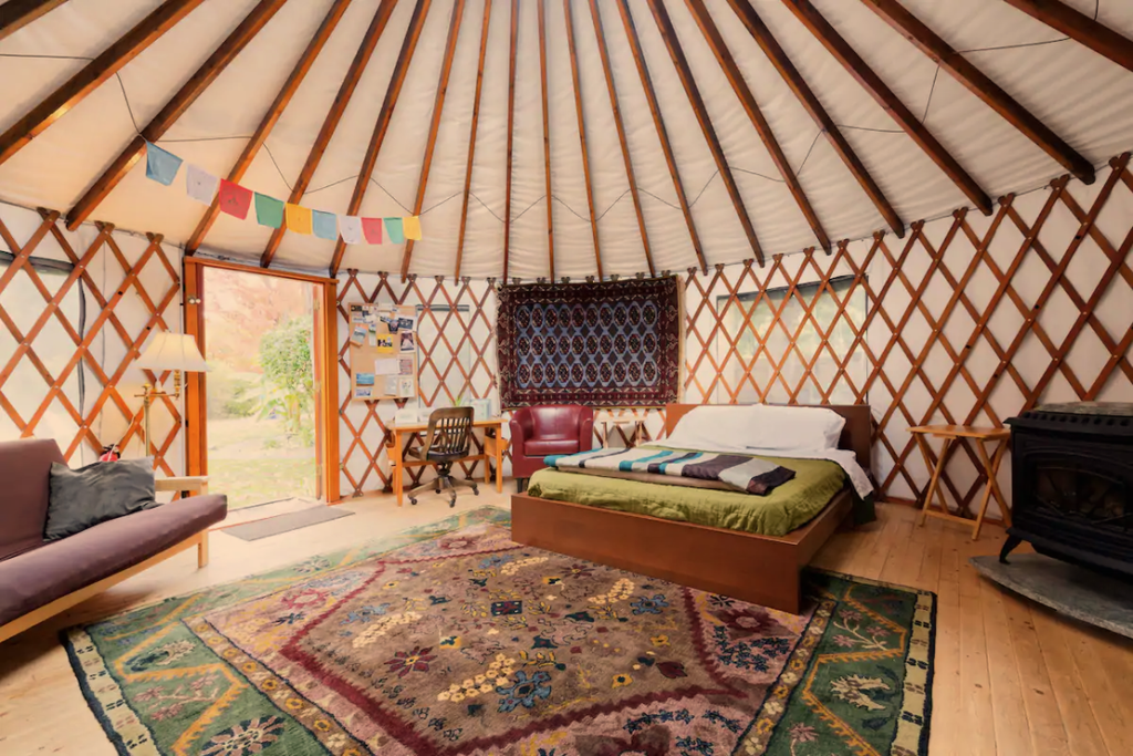 15 Tiny Houses in Idaho You Can Rent on Airbnb in 2020!