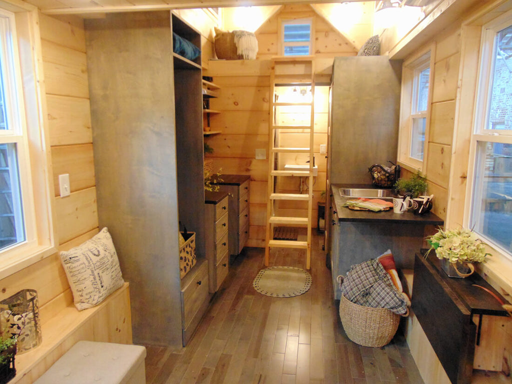 20’ “Rookwood Cottage” Tiny House on Wheels by Incredible Tiny Homes