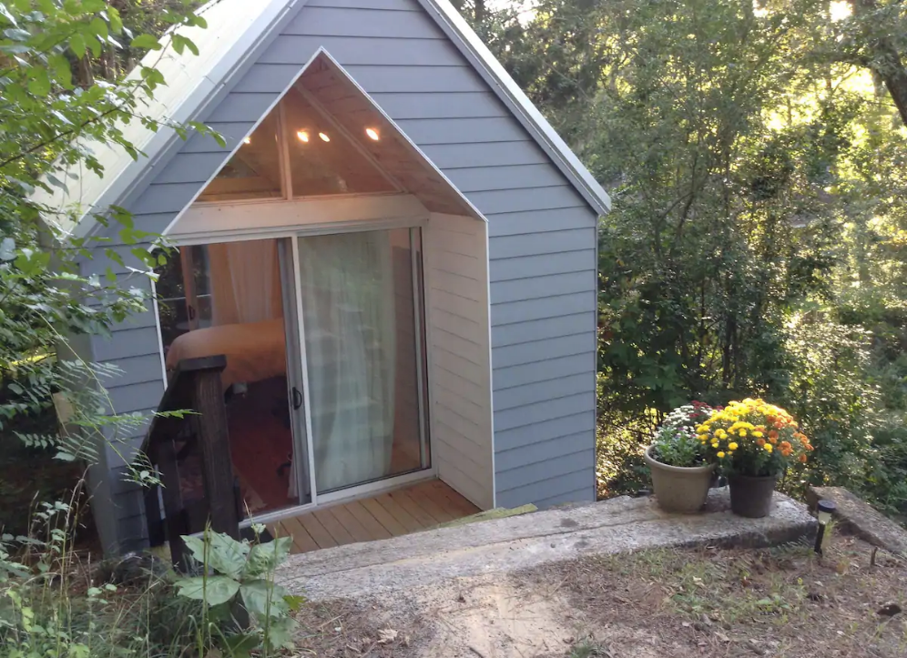 9 Tiny Houses in Mississippi You Can Rent on Airbnb in 2020!