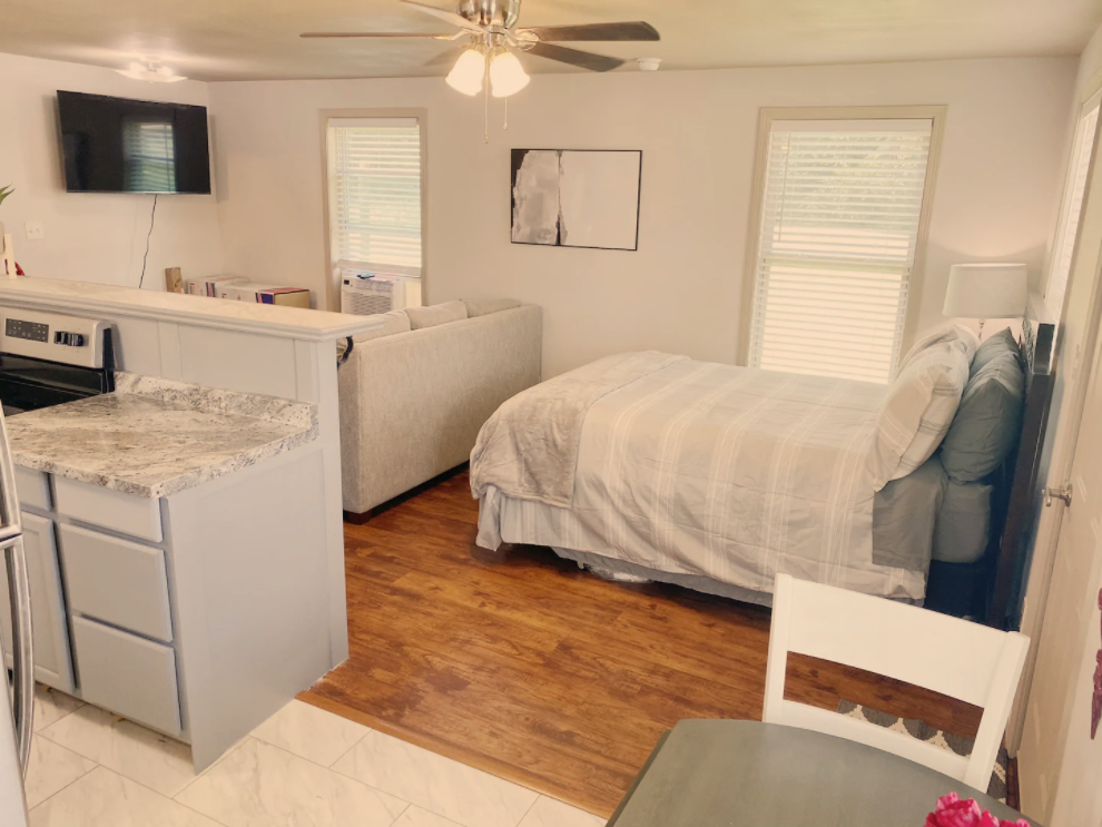 10 Tiny Houses in Arkansas You Can Rent on Airbnb in 2020!