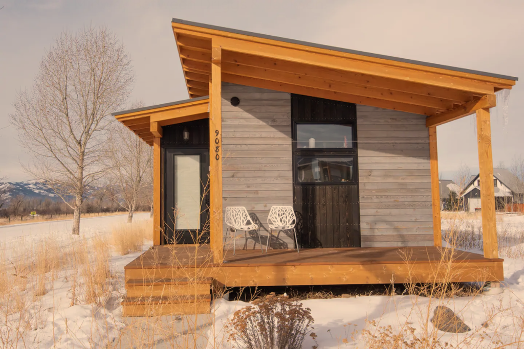 15 Tiny Houses in Idaho You Can Rent on Airbnb in 2020!
