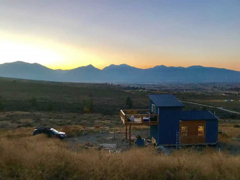 20 Tiny Houses in Montana You Can Rent on Airbnb in 2020!