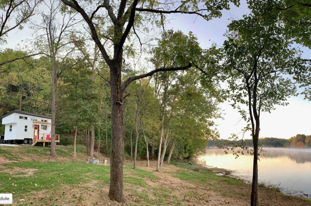 20 Tiny Houses in Ohio For Rent on Airbnb & VRBO!