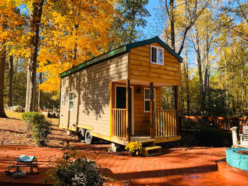 11 Tiny Houses in Virginia You Can Rent on Airbnb in 2020!