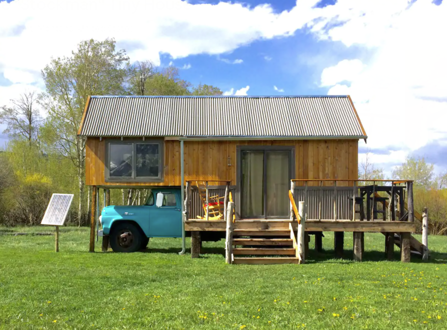 20 Tiny Houses in Montana You Can Rent on Airbnb in 2020!